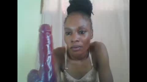 Snapshot of sweetpetite254 chatting on January 2025 12:37:02 PM ESTHER online show from January 2025 12:37:02 PM