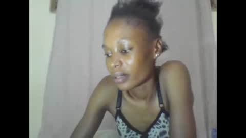 Snapshot of sweetpetite254 chatting on February 2025 06:29:02 PM ESTHER online show from February 2025 06:29:02 PM