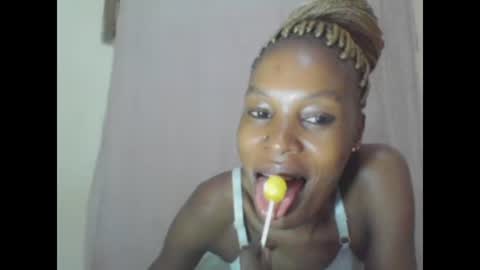 Snapshot of sweetpetite254 chatting on February 2025 07:00:01 PM ESTHER online show from February 2025 07:00:01 PM