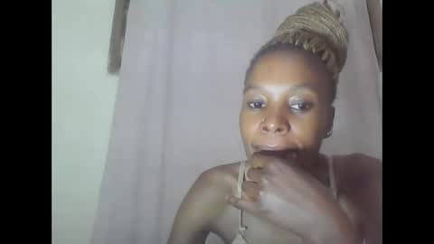 Snapshot of sweetpetite254 chatting on February 2025 05:58:01 AM ESTHER online show from February 2025 05:58:01 AM