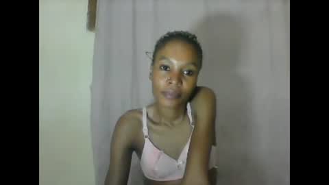 Snapshot of sweetpetite254 chatting on March 2025 06:11:01 PM ESTHER online show from March 2025 06:11:01 PM