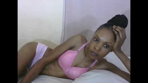 Snapshot of sweetpetite254 chatting on September 2025 02:19:01 PM ESTHER online show from September 2025 02:19:01 PM