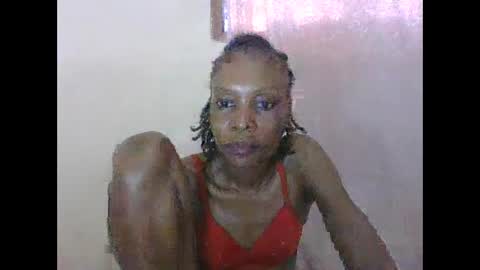 Snapshot of sweetpetite254 chatting on October 2025 08:23:02 AM ESTHER online show from October 2025 08:23:02 AM