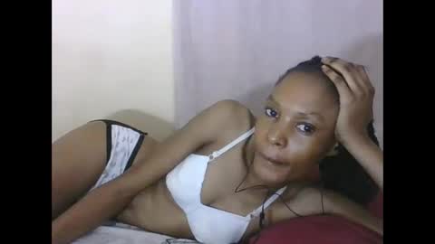 Snapshot of sweetpetite254 chatting on October 2025 06:47:01 PM ESTHER online show from October 2025 06:47:01 PM