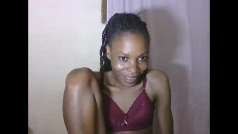 Snapshot of sweetpetite254 chatting on October 2025 01:40:01 AM ESTHER online show from October 2025 01:40:01 AM