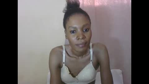 ESTHER online show from March 2026 01:45:01 PM