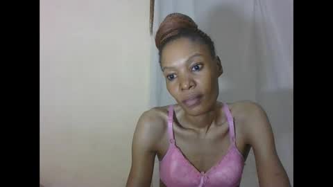 ESTHER online show from April 2026 01:38:01 AM