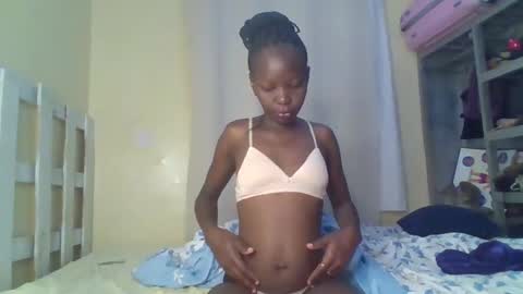 sweetpink_1 online show from February 2026 02:40:02 AM