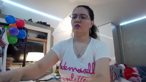 SweetRaisa online show from December 2024 12:07:02 AM