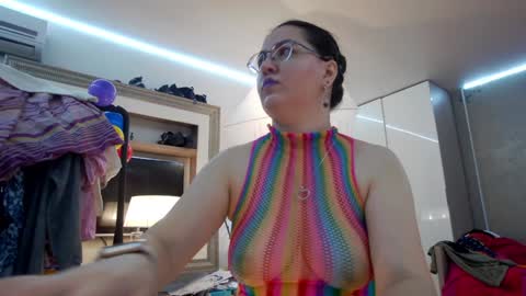 SweetRaisa online show from January 2025 08:24:01 PM
