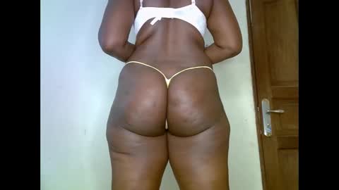 Snapshot of sweetrenne chatting on February 2025 12:25:02 PM sweetrenne online show from February 2025 12:25:02 PM