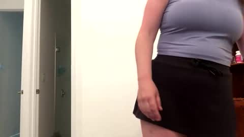 sweetrosiered online show from April 2026 02:22:02 PM