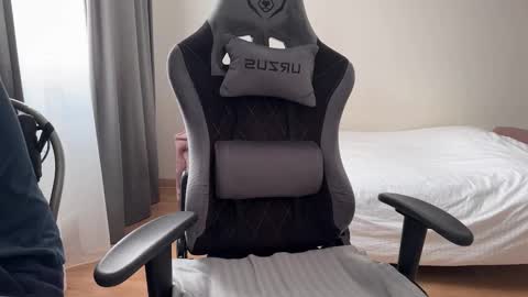 sweets_909 online show from February 2026 07:17:01 AM