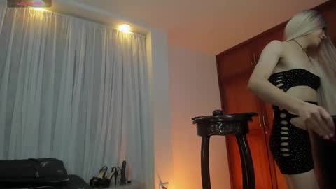 sweets_anie online show from November 2025 04:56:02 AM