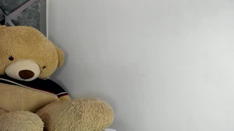 sweetsalome_01 online show from October 2025 11:44:01 AM