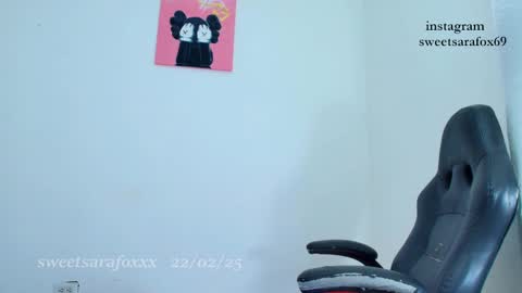 Snapshot of sweetsarafoxxx chatting on February 2025 05:34:01 AM Sara Sofia Libra online show from February 2025 05:34:01 AM
