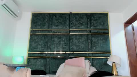 sweetstacy_ online show from November 2025 11:50:01 PM