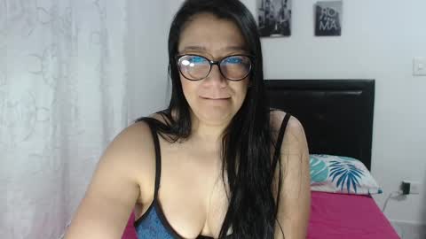 Stormi online show from April 2026 10:01:02 AM