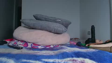 dulce online show from June 2026 07:57:02 PM
