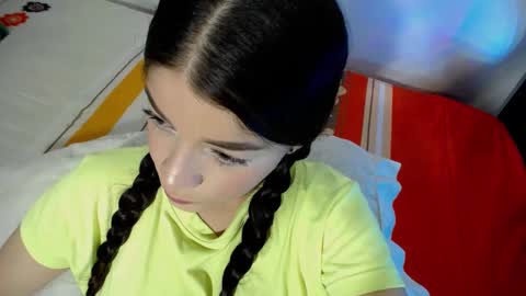 Snapshot of sweett_ale_ chatting on March 2025 07:20:02 PM Al online show from March 2025 07:20:02 PM