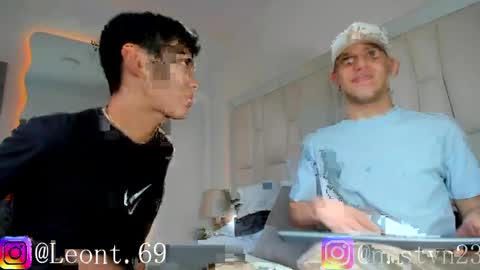 sweett_candy2 online show from April 2026 10:29:01 PM