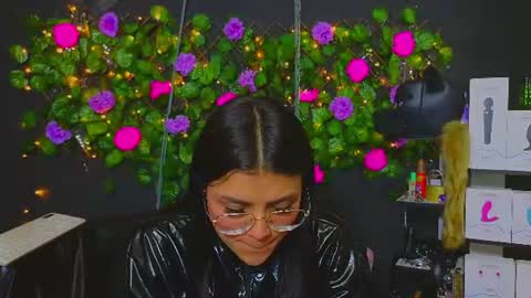 Snapshot of sweett_mollyy chatting on July 2026 11:30:01 PM Molly - INDEPENDENT MODEL online show from July 2026 11:30:01 PM