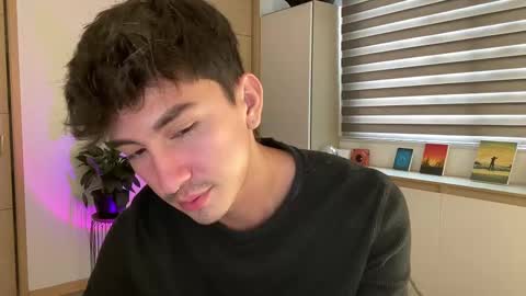 Snapshot of sweettaaron chatting on October 2025 06:49:02 PM Andy online show from October 2025 06:49:02 PM