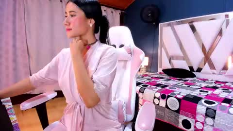 ALONDRA online show from February 2025 12:27:02 AM