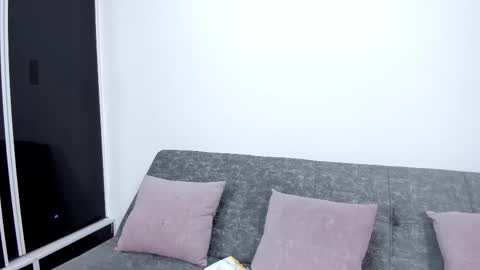 ALONDRA online show from November 2025 03:50:01 AM