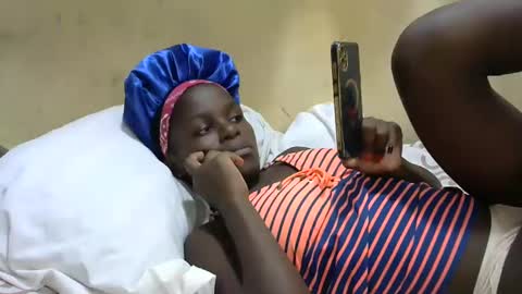 sweetvallerie online show from February 2025 11:47:02 PM