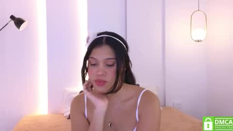 Snapshot of sweetxpearl_ chatting on October 2025 08:53:02 PM Nami online show from October 2025 08:53:02 PM