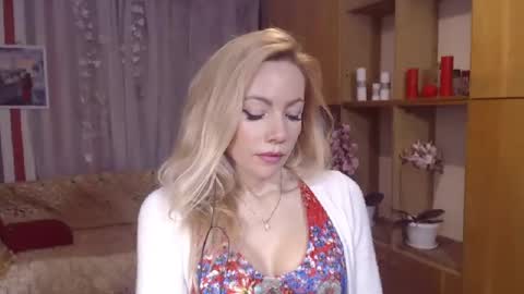 Snapshot of sweety_friend chatting on December 2024 07:44:01 PM Sweety friend online show from December 2024 07:44:01 PM