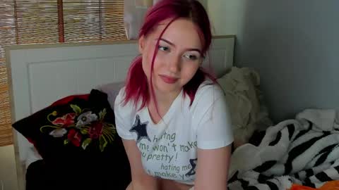 Snapshot of sweetyangiee chatting on May 2026 02:00:01 PM sweetyangiee online show from May 2026 02:00:01 PM