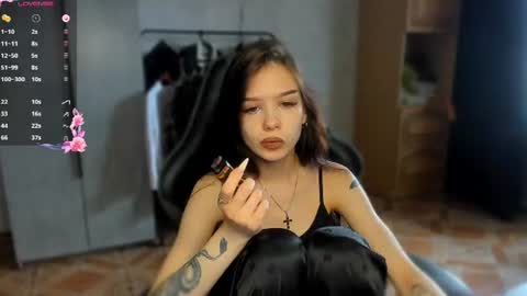 Snapshot of sweetydeviliya chatting on July 2026 06:17:02 AM sweetydeviliya online show from July 2026 06:17:02 AM