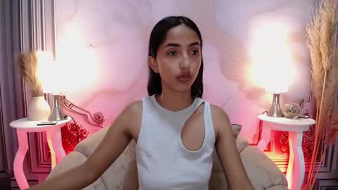 LAURA online show from September 2025 12:10:02 PM