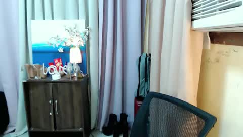 Snapshot of sweetytrannygirlxx chatting on December 2024 11:18:02 AM Megan online show from December 2024 11:18:02 AM