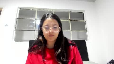 sweetyypeach online show from February 2025 05:19:02 AM