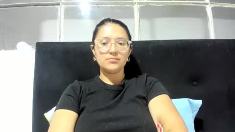 sweetyypeach online show from February 2025 12:38:02 AM