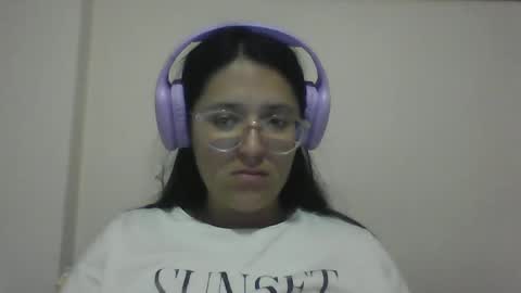 sweetyypeach online show from February 2025 03:23:01 AM