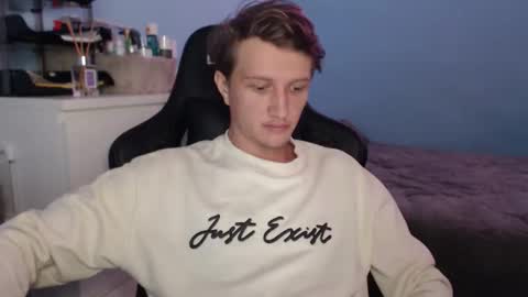 Kat online show from March 2026 06:58:02 PM