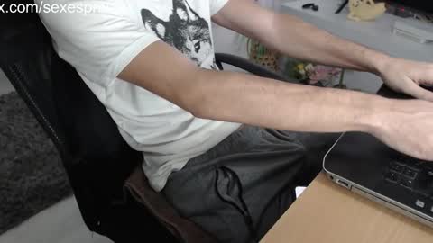 Snapshot of swetlittleboy4u chatting on November 2025 10:14:01 AM SwetLittleBoy4u online show from November 2025 10:14:01 AM