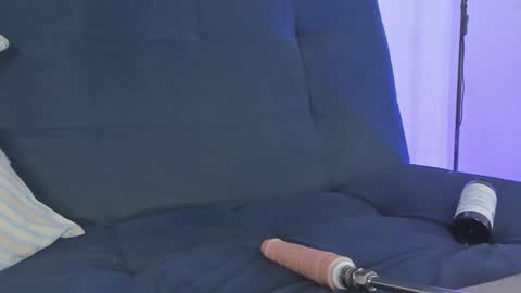 tina 3 online time from 9  to 4  online show from February 2025 12:39:01 AM