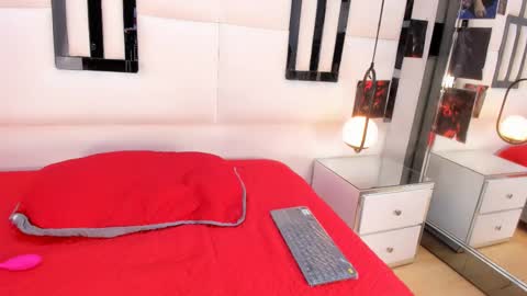 switchalixxon online show from January 2025 04:02:02 PM