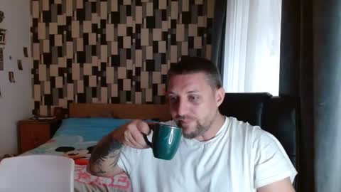 Snapshot of switchdomcouplee chatting on February 2025 11:20:01 AM Johnny and Annabelle online show from February 2025 11:20:01 AM
