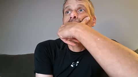 Snapshot of swontguy2025 chatting on September 2025 06:24:02 AM swontguy2025 online show from September 2025 06:24:02 AM