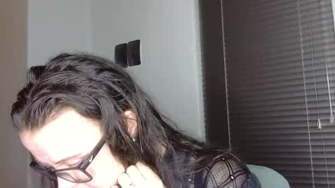 swt_nova online show from November 2025 08:31:01 PM