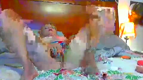 Snapshot of swt_petite_jen1 chatting on June 2026 11:33:02 PM swt_petite_jen1 online show from June 2026 11:33:02 PM