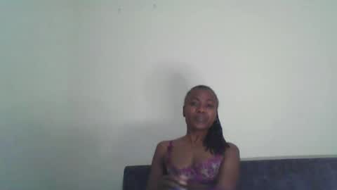 Snapshot of swtebony1 chatting on December 2024 10:41:02 PM ALICIA online show from December 2024 10:41:02 PM