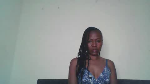 Snapshot of swtebony1 chatting on May 2026 10:40:02 PM ALICIA online show from May 2026 10:40:02 PM