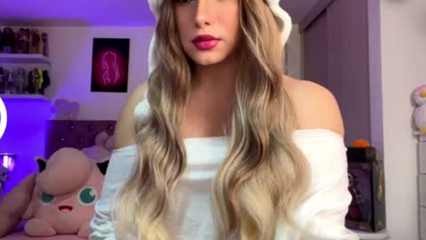Snapshot of swtgoldenangel_ chatting on May 2026 09:13:02 AM swtgoldenangel_ online show from May 2026 09:13:02 AM
